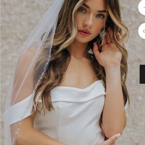 UNTAMED PETALS Gossip Veil - Cathedral Length, 120”